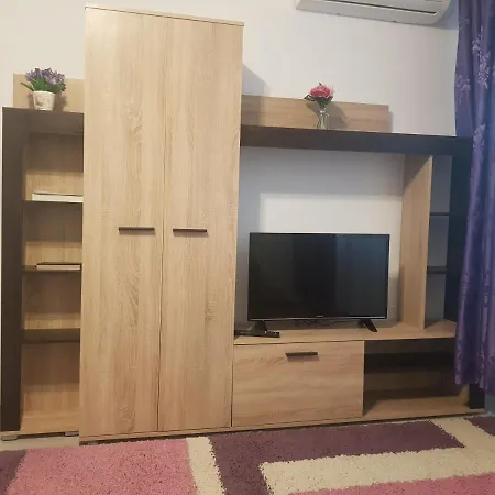 Apartament Modern 2-bedroom Near Mamaia Konstanca