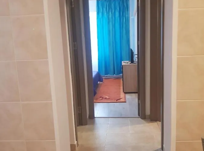 Cu 2 Situat La 5 Minute De Statiunea Mamaia