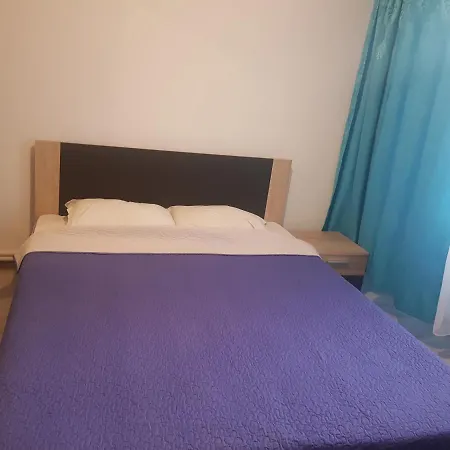 アパート Modern 2-Bedroom Apartment Near Mamaia Beach コンスタンツァ